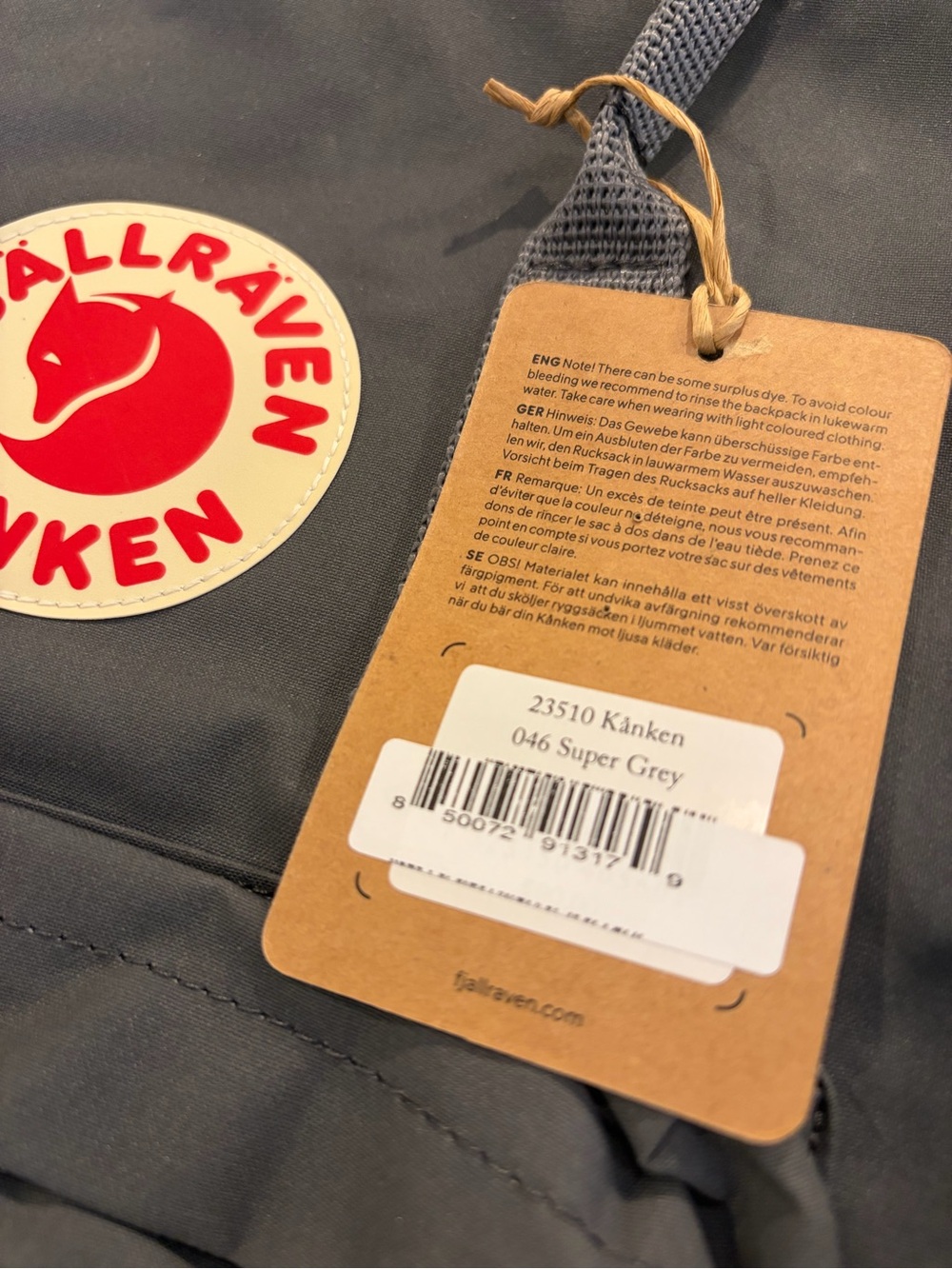 NWT Fjallraven Kanken Classic 16L Backpack 23510 — Super Grey $95 - Picture 3 of 6